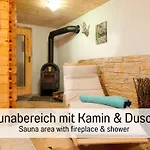 Huettenchalet Waldschatz Mit Sauna, Kamin Und Eingezaeunt Tatil Evi *