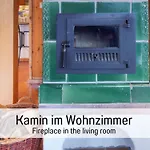Tatil Evi Huettenchalet Waldschatz Mit Sauna, Kamin Und Eingezaeunt *