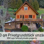 Huettenchalet Waldschatz Mit Sauna, Kamin Und Eingezaeunt Tatil Evi Alpirsbach
