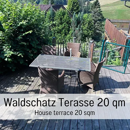 Hüttenchalet Waldschatz Сasa de vacaciones